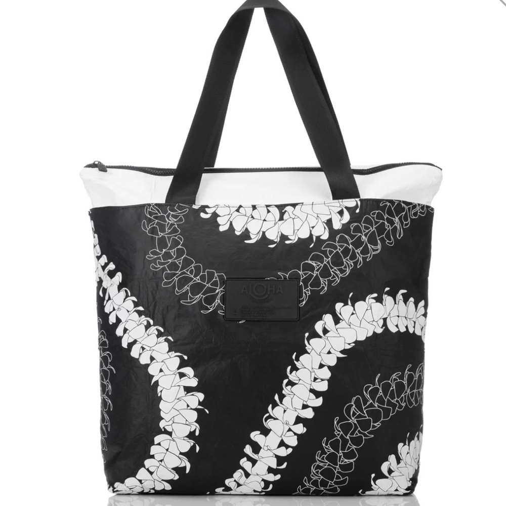 Aloha Collection Day Tripper Tote Bag